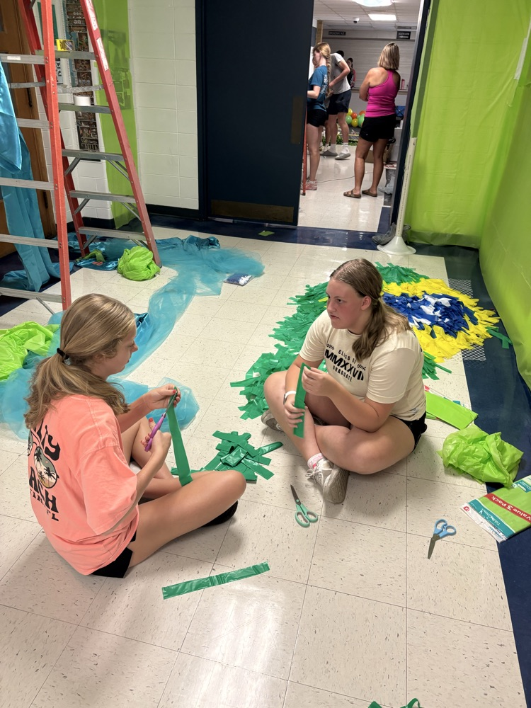 hallway decorating