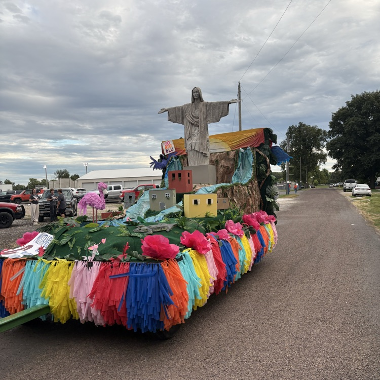 senior float 