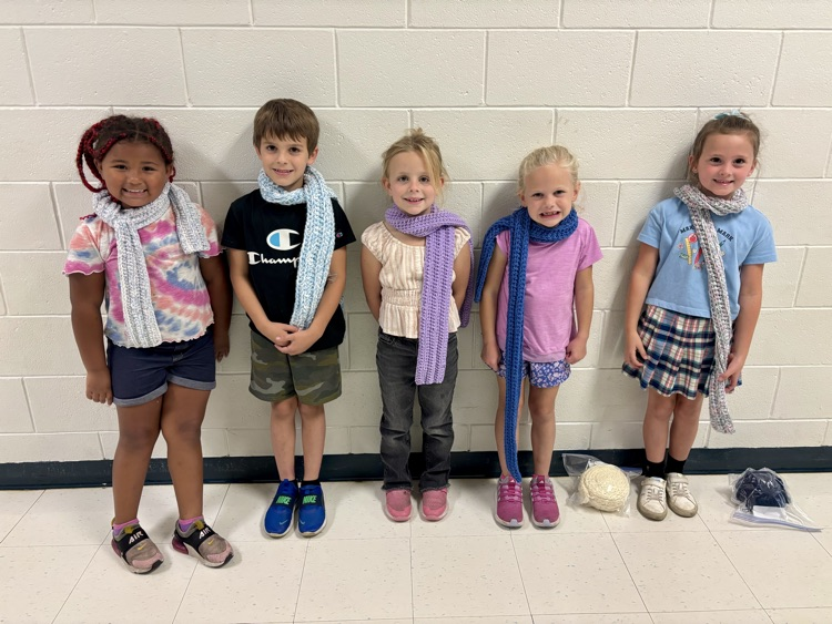 kids wearing scarves