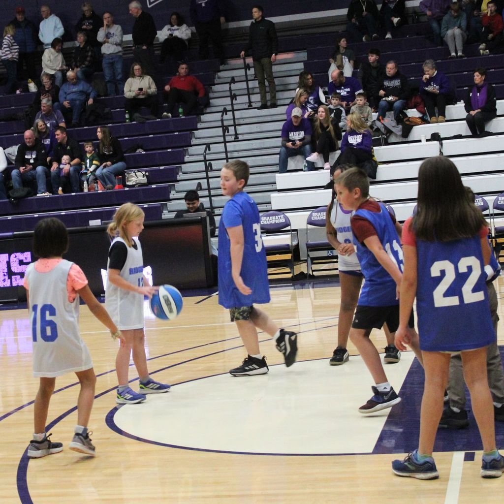 Ridgeway 2nd to 5th gr. basketball players scrimmaging