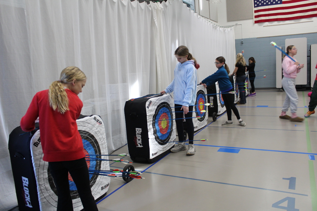 4th and 5th Frade Archery Club