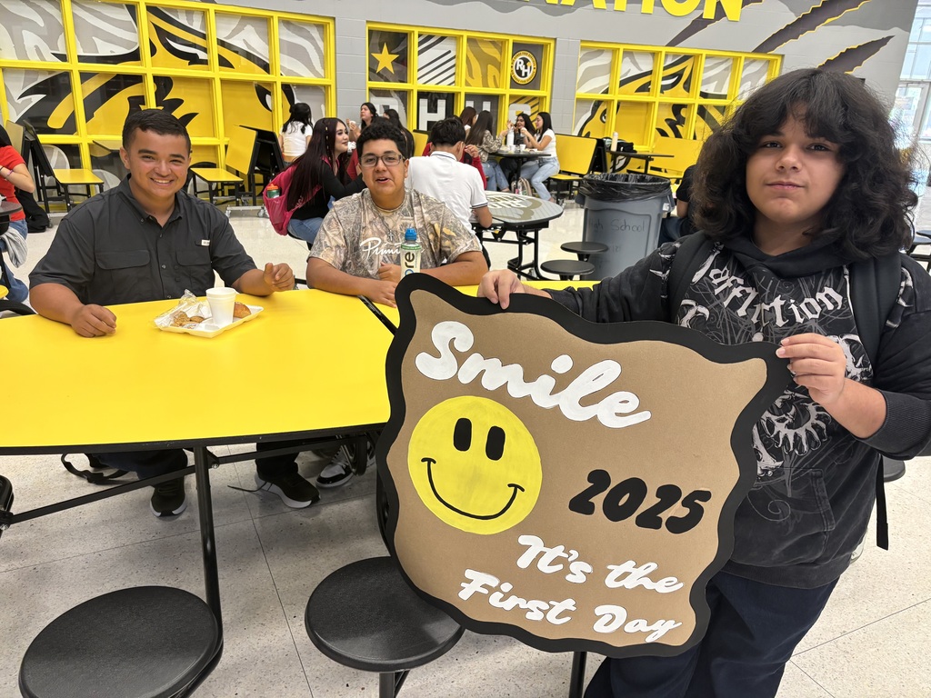 1st Day of School at RHHS