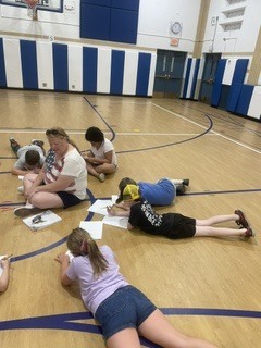 Eagle U students enjoyed the day with academics, recess, a craft, and freezer pops. Students are working hard and having fun!