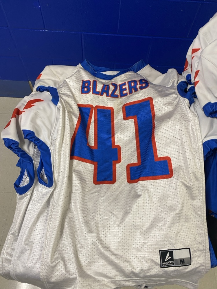 white jerseys