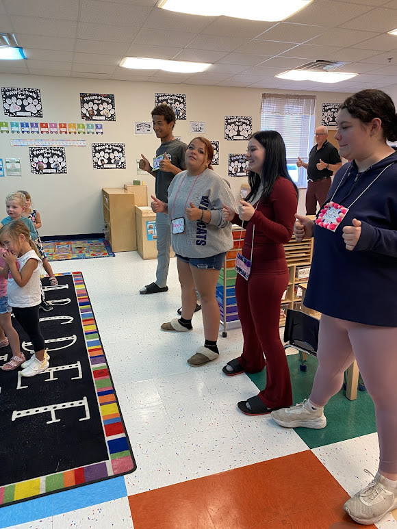 Helping in the preschool