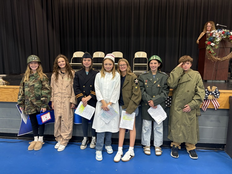 6th grade Veterans Day speakers.