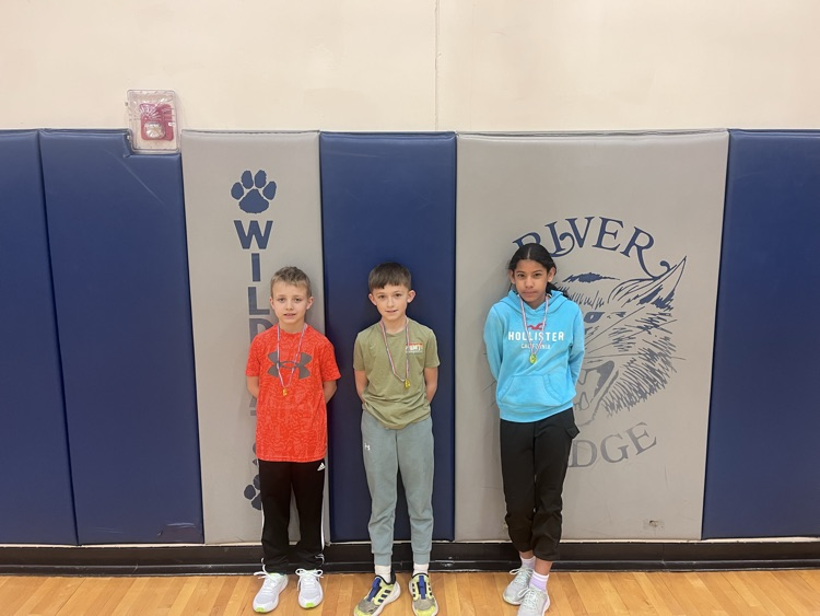 3rd and 4th grade floor hockey winners