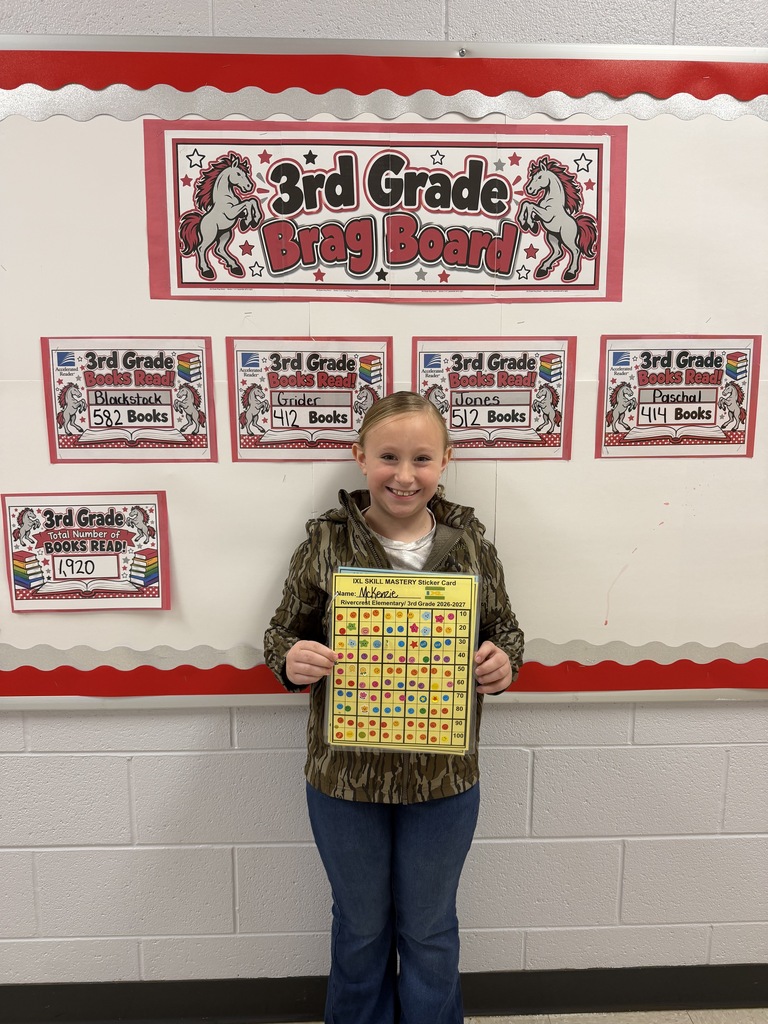 Student masters 100 IXL grammar skills.