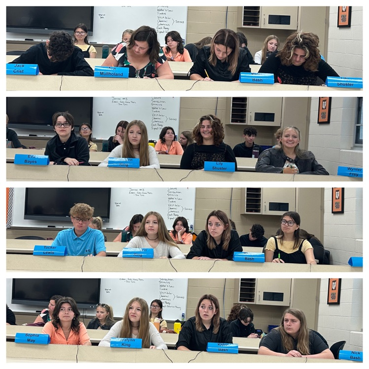 Image of Quiz Bowl team competing 