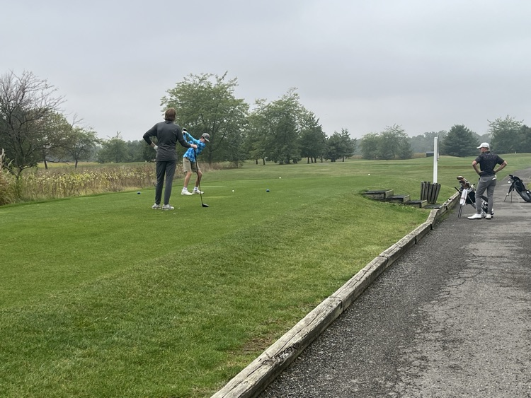falcons competing at the OHSAA sectional golf championship at Sycamore Springs