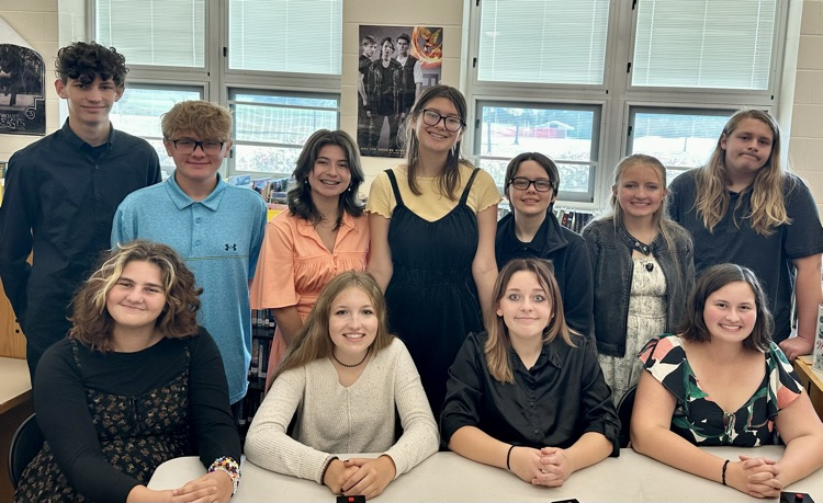 group photo of quiz bowl team