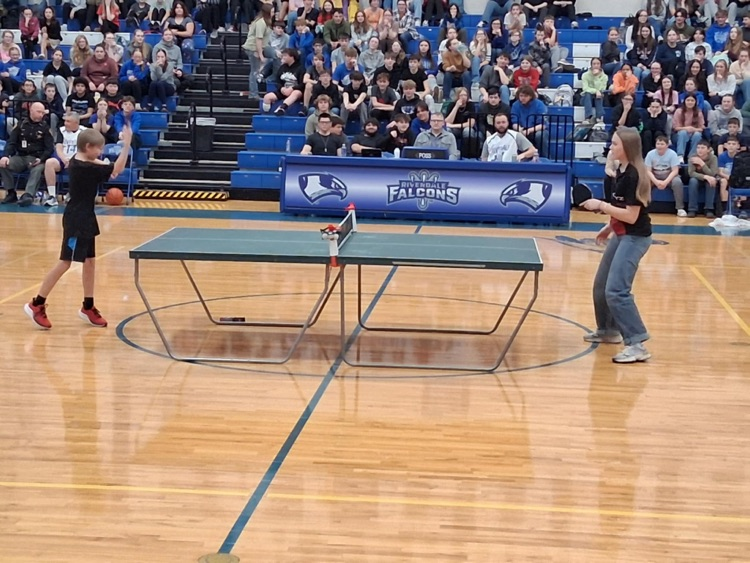 ping pong with Daesha