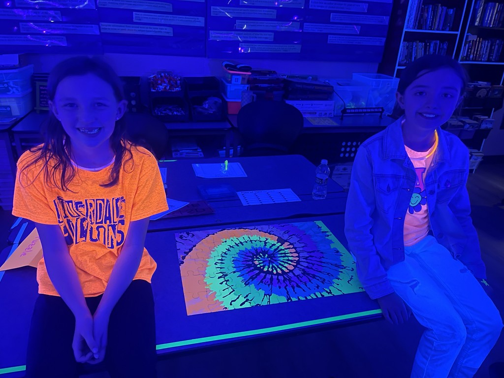 tye dye glow in the dark