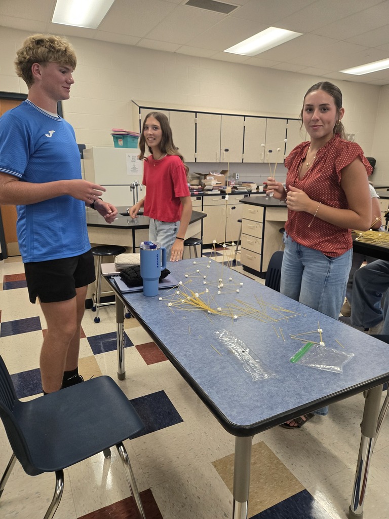 tallest spaghetti tower of the day