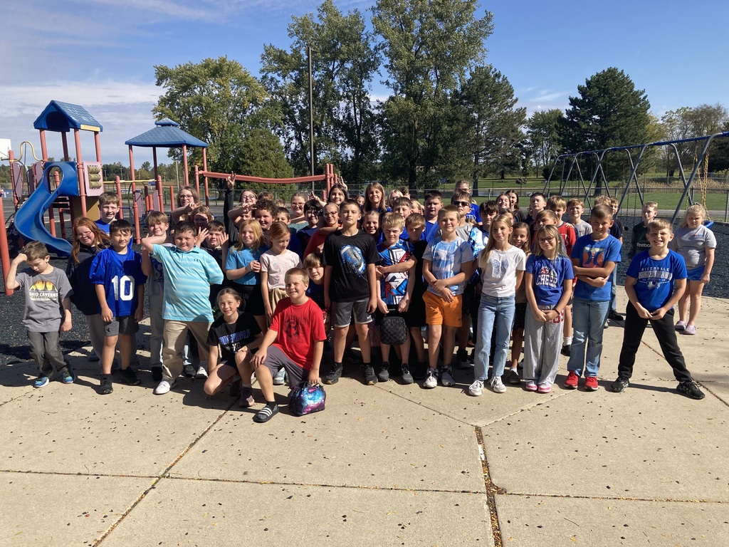 🌞 Friday Recess Fun at Riverdale! 💙🤍