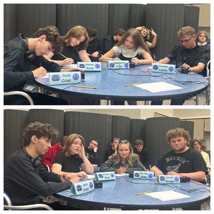 Quiz Bowl team competing 