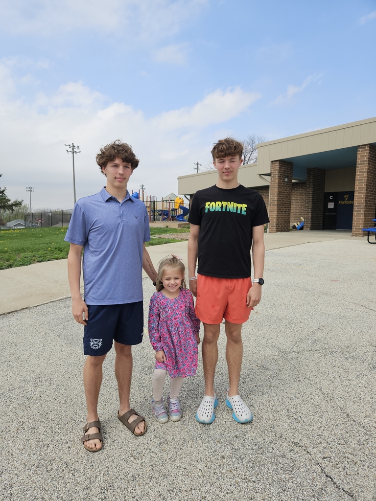 seniors and kindergarteners