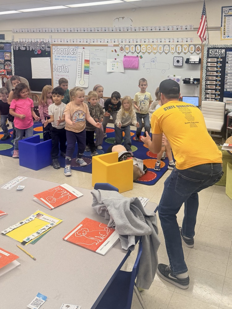 Coach Adkins’ wrestling demonstration with Ms Krummel’s kindergarten class