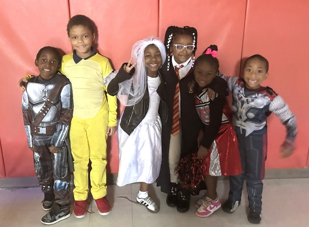 Kids dressed up for Halloween at Glasgow Elementary