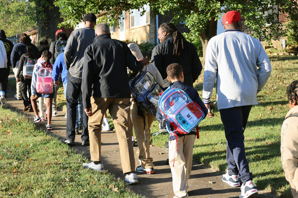 Gibson Fathe'rs Walk