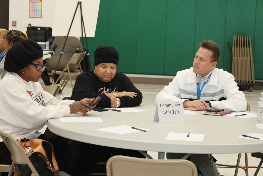 Wanda Lane, Robin Steele-Starks and Dr. Joell Ramsdell