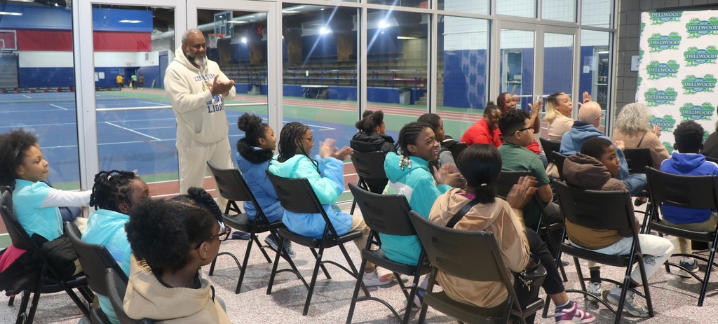 Dellwood Rec Center Gamers Paradise Ribbon Cutting. 