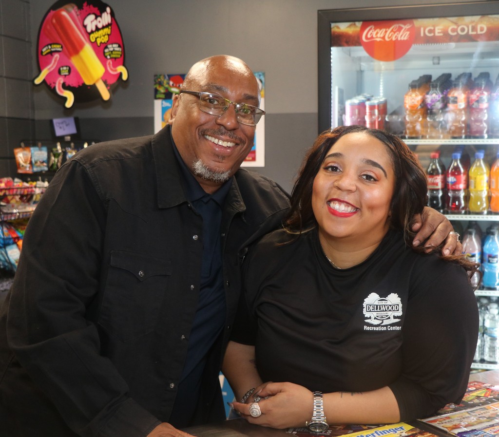 Dellwood Rec Center Gamers Paradise Ribbon Cutting. 