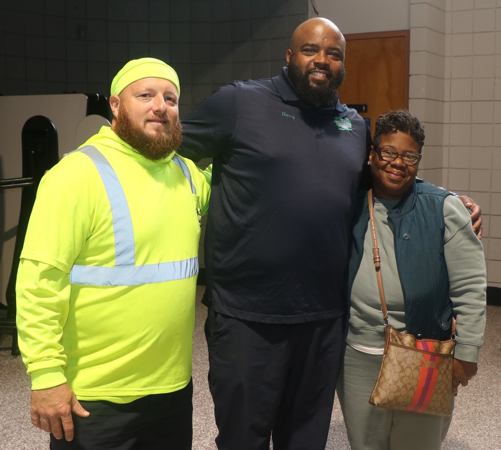 Dellwood Rec Center Gamers Paradise Ribbon Cutting. 