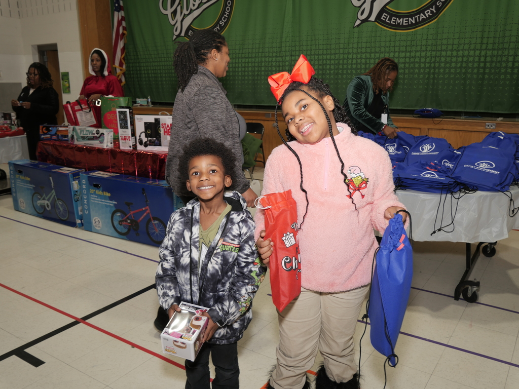Family Engagement Holiday Event 
