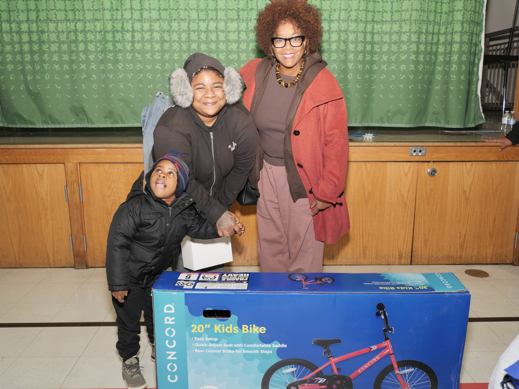 Family Engagement Holiday Event 