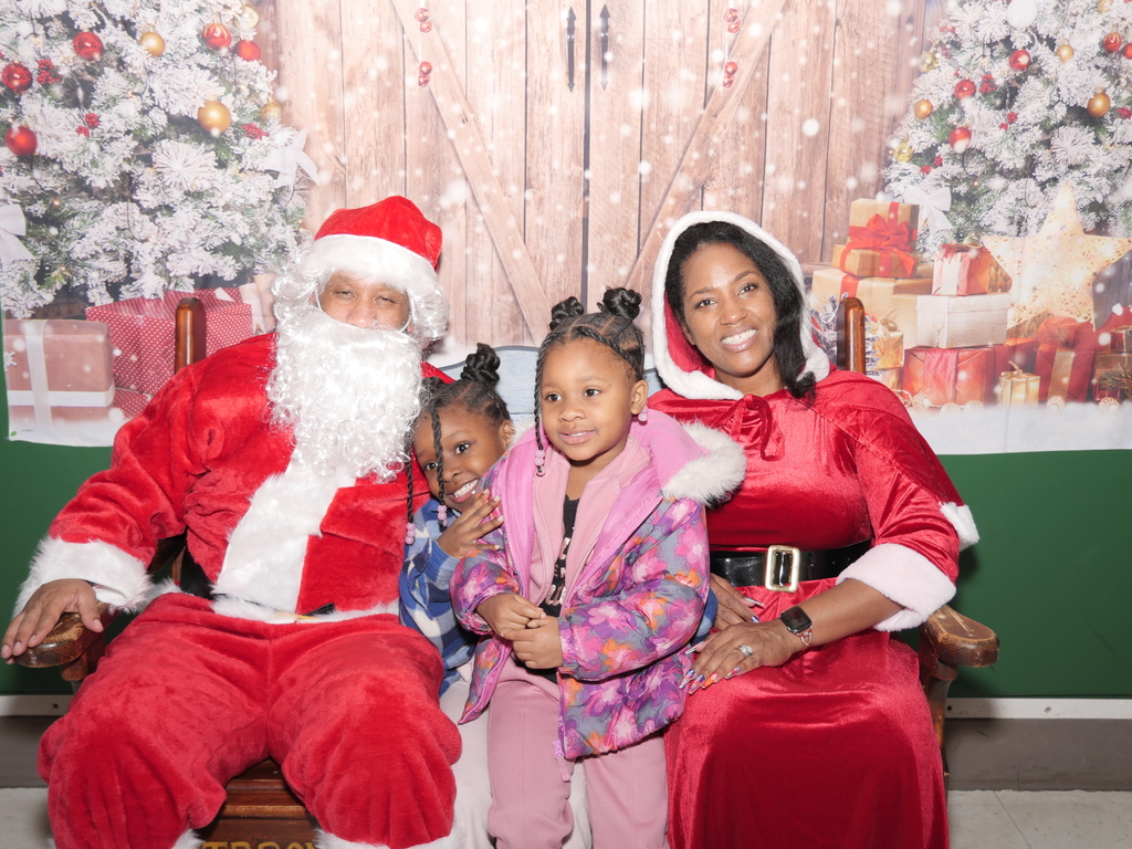 Family Engagement Holiday Event 