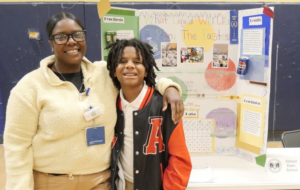 Scholar and parent at Districtwide STEAM Night.