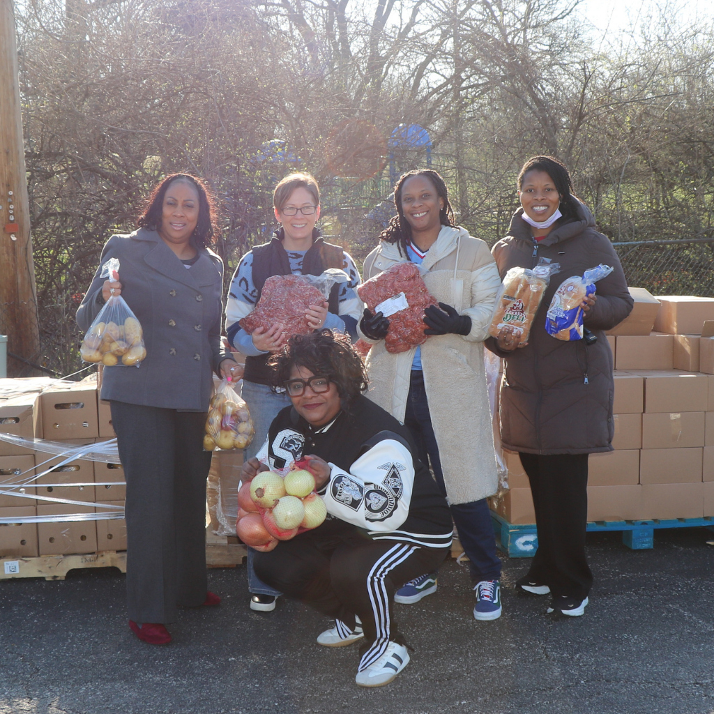 Gibson Elementary School staff distribute food to RGSD community. 