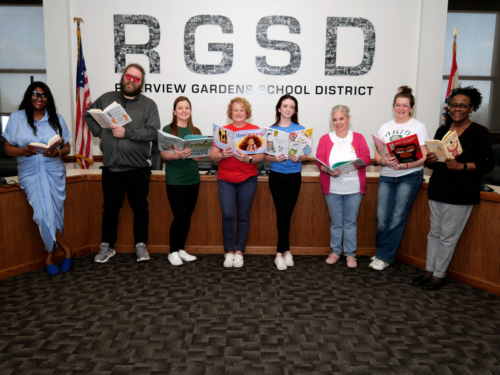 National School Librarian Day april 4