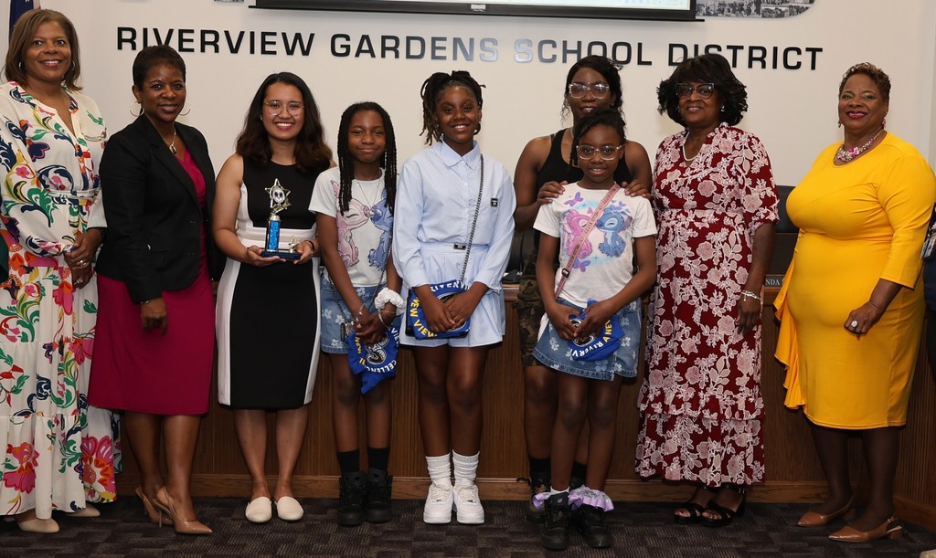 Arianne Dinos and her fifth grades students. These scholars took first place at the RGSD districtwide Science Olympiad. They received the Riverview Excellence award. Way to go!