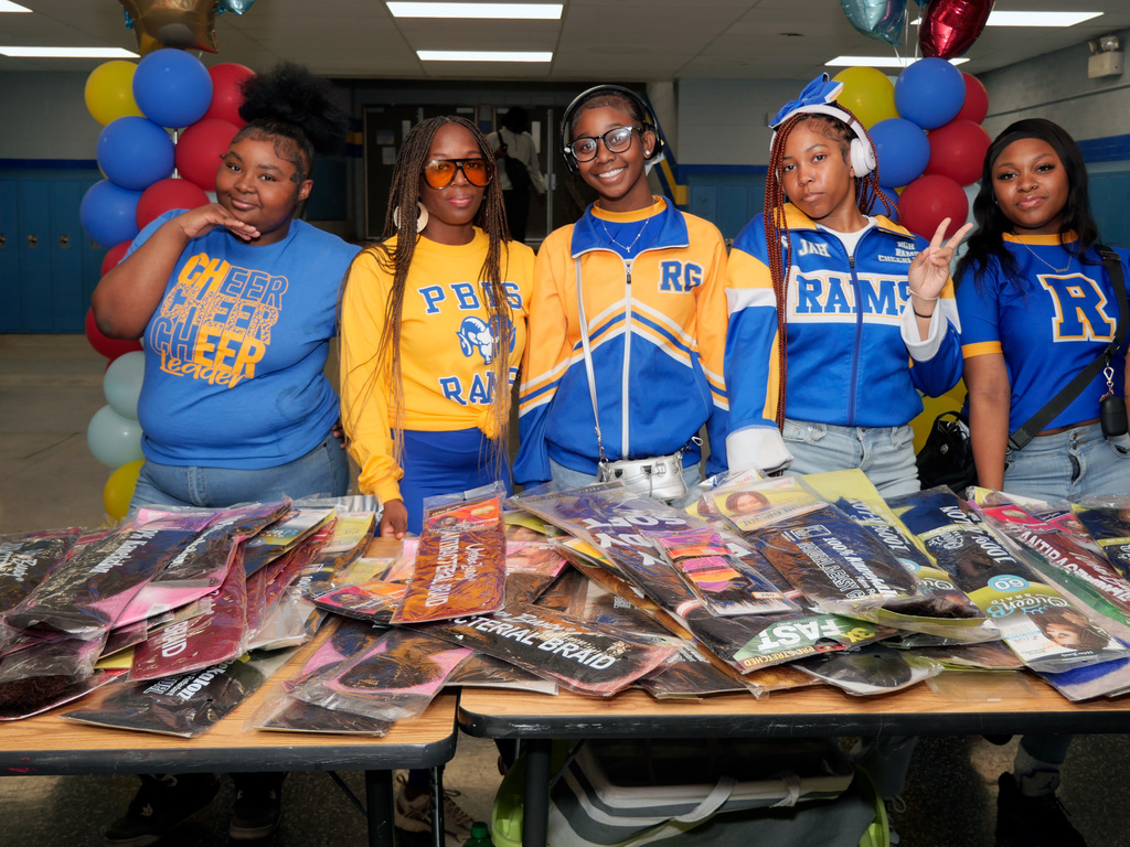 Freshman Give Back Day
