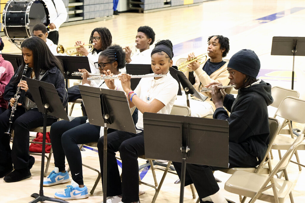RGHS students play instruments at the Spring Concert on May 5
