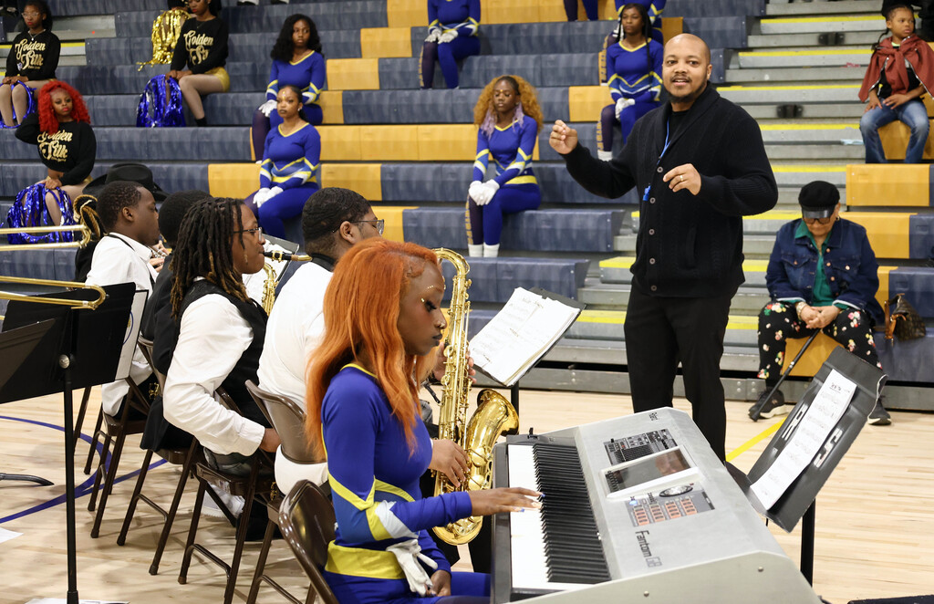 Mr. Nowden conducts RGHS musicians