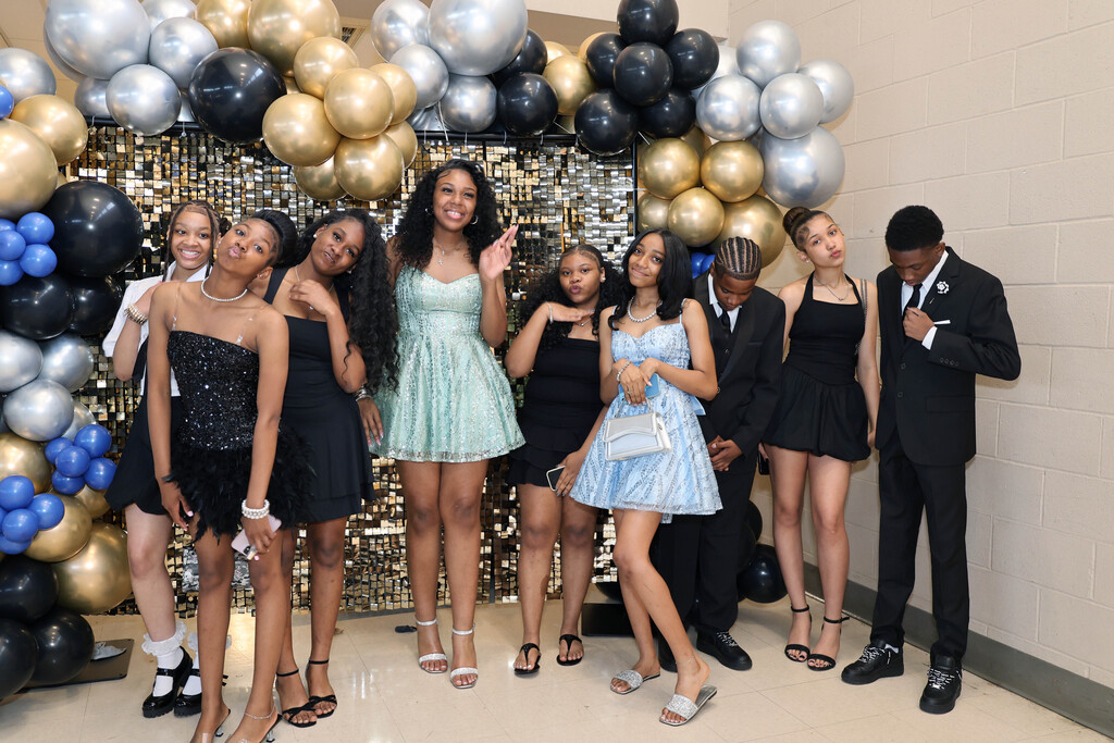 Westview Middle School students pose for photo