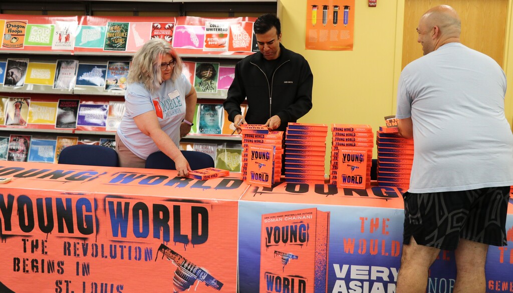 RGHS welcomed author Soman Chainani for his 'Young World' book tour. The author signed copies of his book and gave them away to RGHS scholars. The  harrowing story takes place in St. Louis, MO!