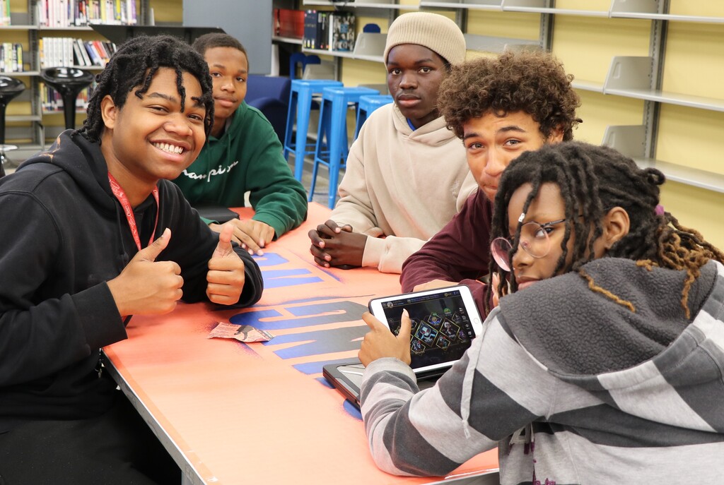 RGHS welcomed author Soman Chainani for his 'Young World' book tour. The author signed copies of his book and gave them away to RGHS scholars. The  harrowing story takes place in St. Louis, MO!