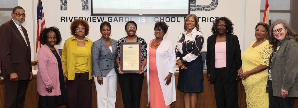 Jayla C. received the 2026 Women Legislators of Missouri Scholarship and a Resolution from Representative Yolanda Fountain Henderson of the Missouri House of Representatives.  