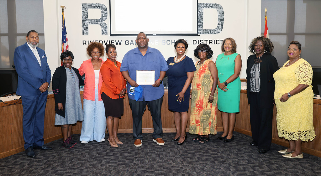 Riverview Gardens School District's Board of Education recognizes Marvin Crumer for Riverview Excellence