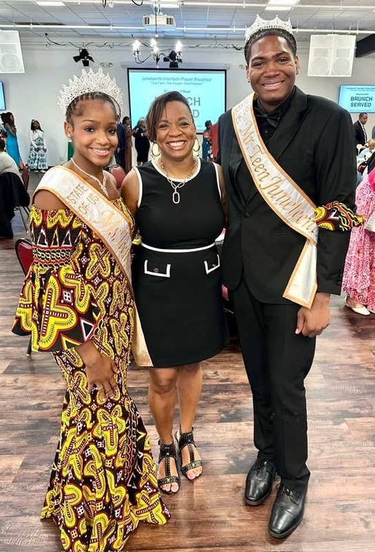 Mr. and Ms. Teen Juneteenth pose