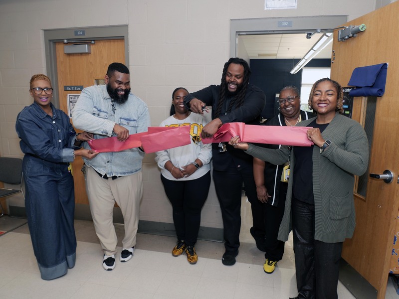 Ribbon cutting ceremony for WMS Therapeutic room