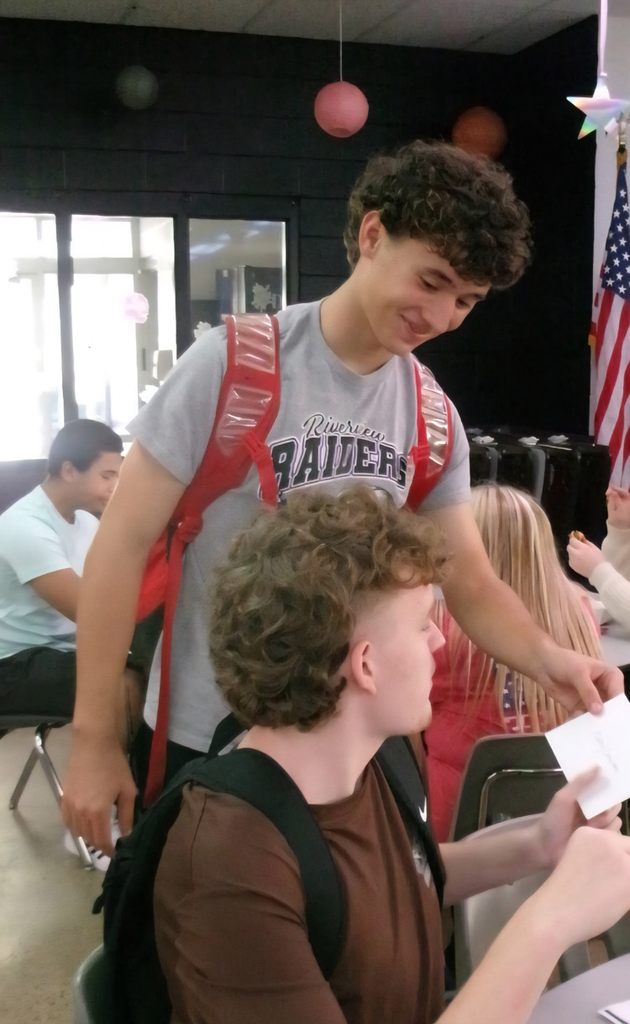 HS