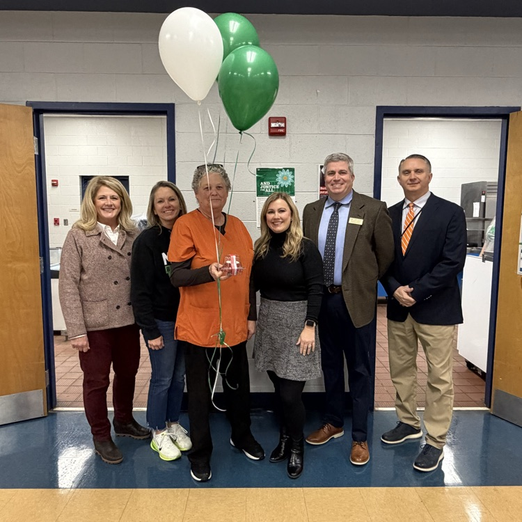 Tammy Borum RCS School Nutrition Manager of the year