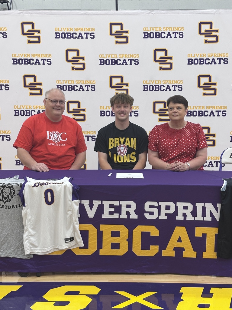 picture of Zach Hamby and  parents