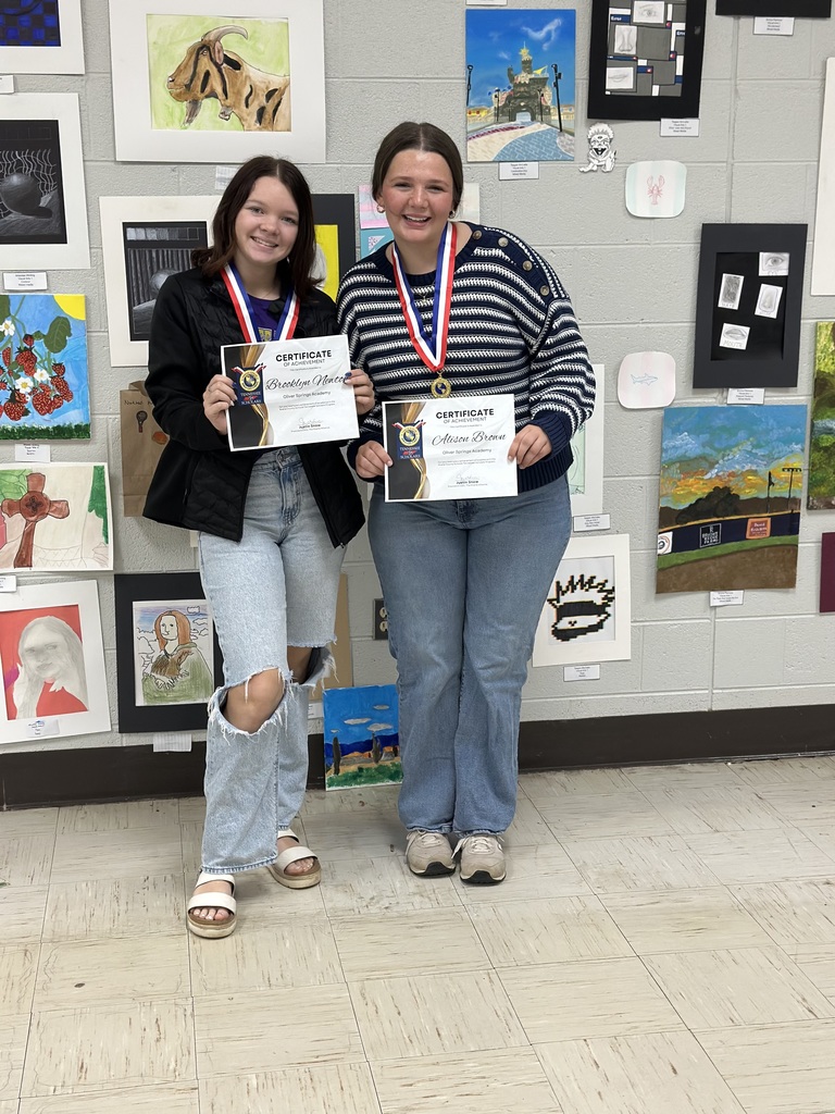 Brooklyn and Alie with certificates 