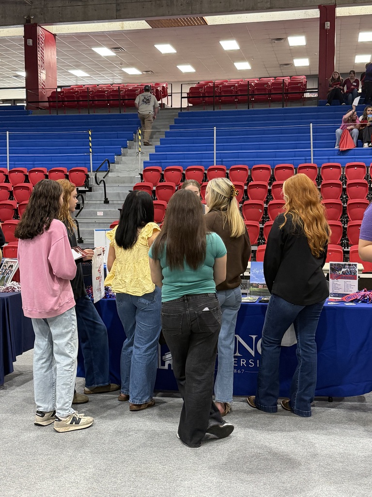 students attending RSCC college fair